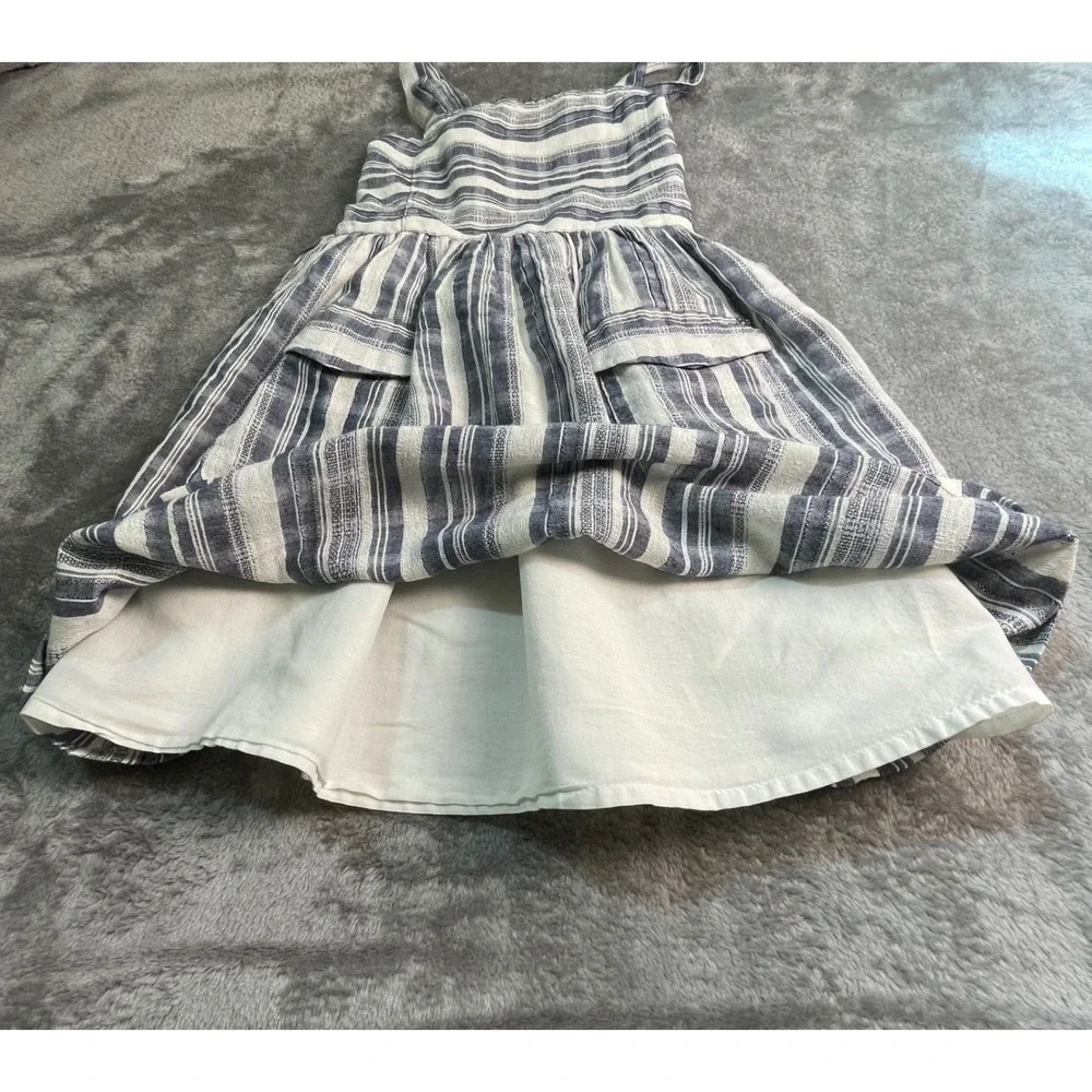 Guess‎ Kids Dress Girls M 10-12 Gray White Plaid Smocked Cargo Sundress